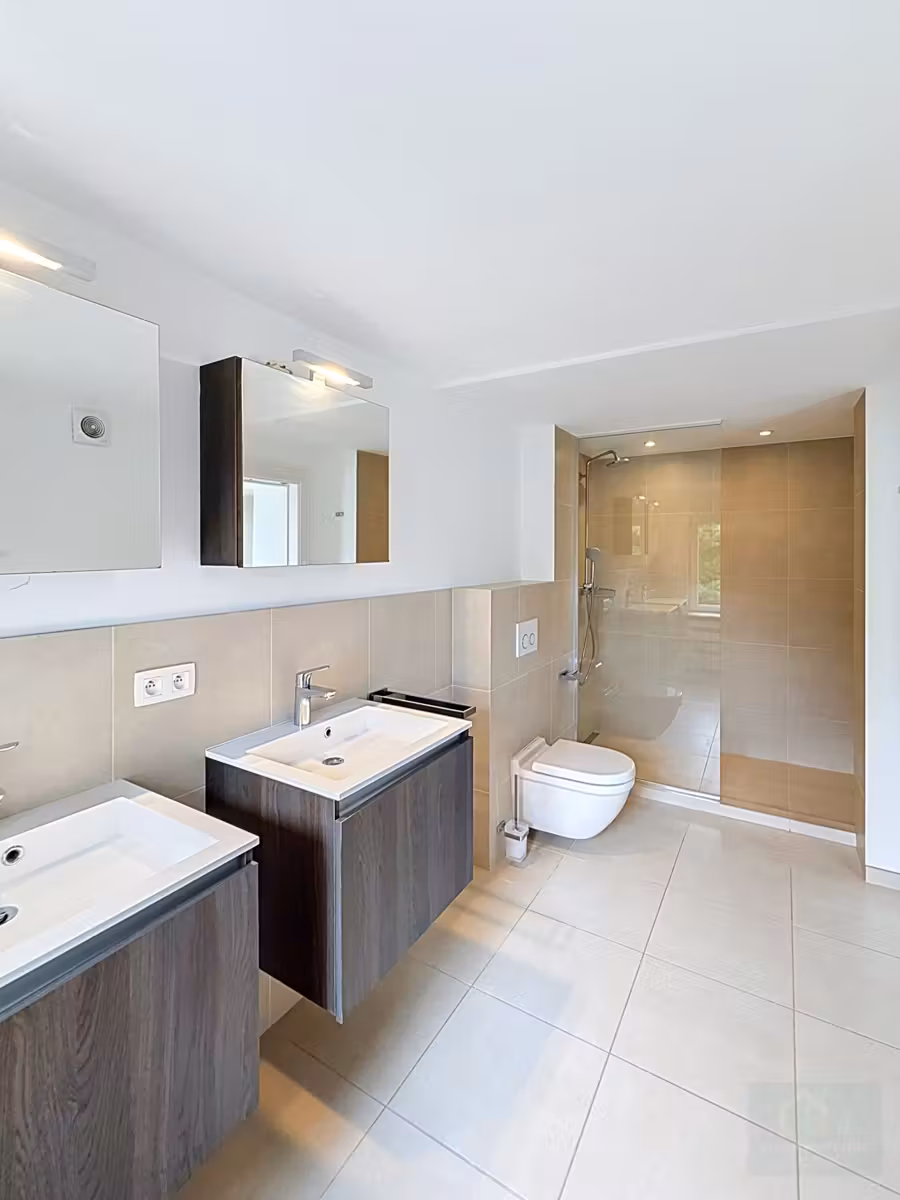 Luxury apartment with terrace and parking - 20