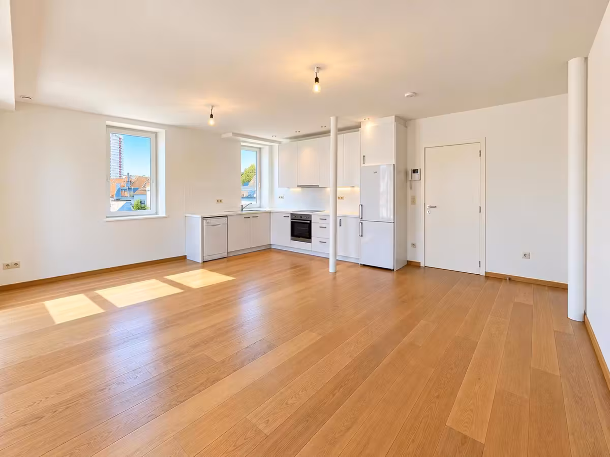 2-bedroom apartment with terrace in a quiet setting - 1