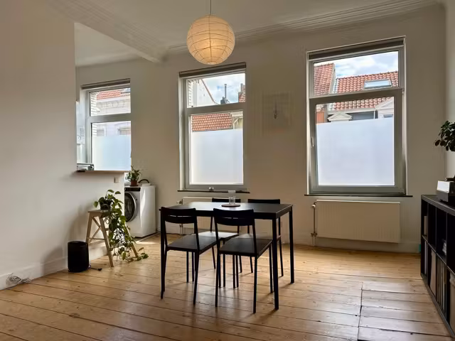 Gerenoveerd appartement nabij Flagey - 8