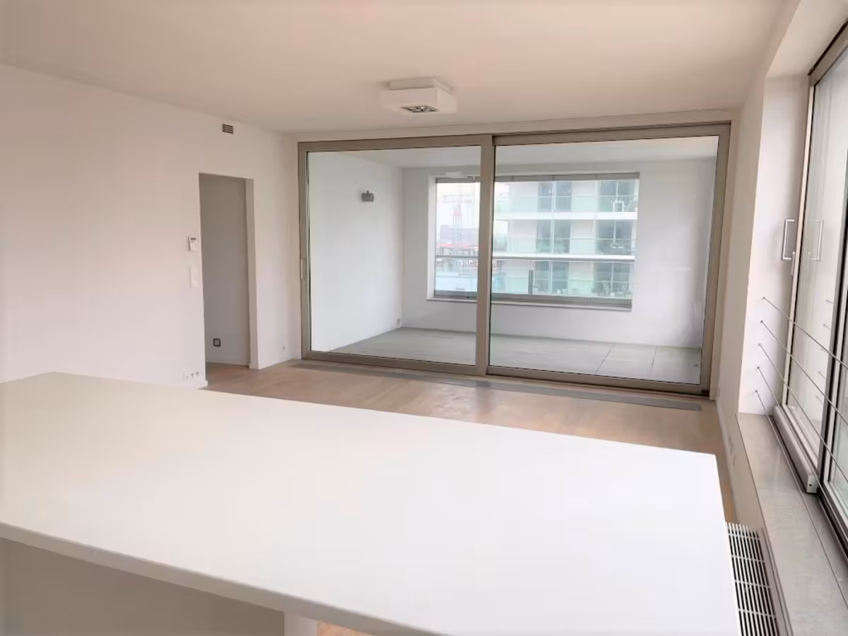 Prachtig gelegen 2 slaapkamer appartement op het Eilandje - 9