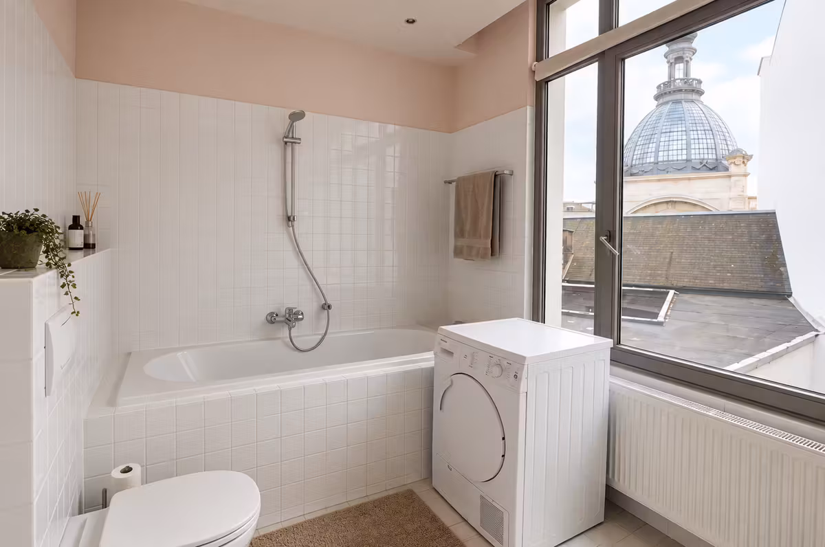 Spacious loft apartment on Meir - 13