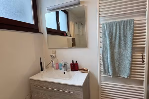 Sunny one-bedroom apartment with great views - 22