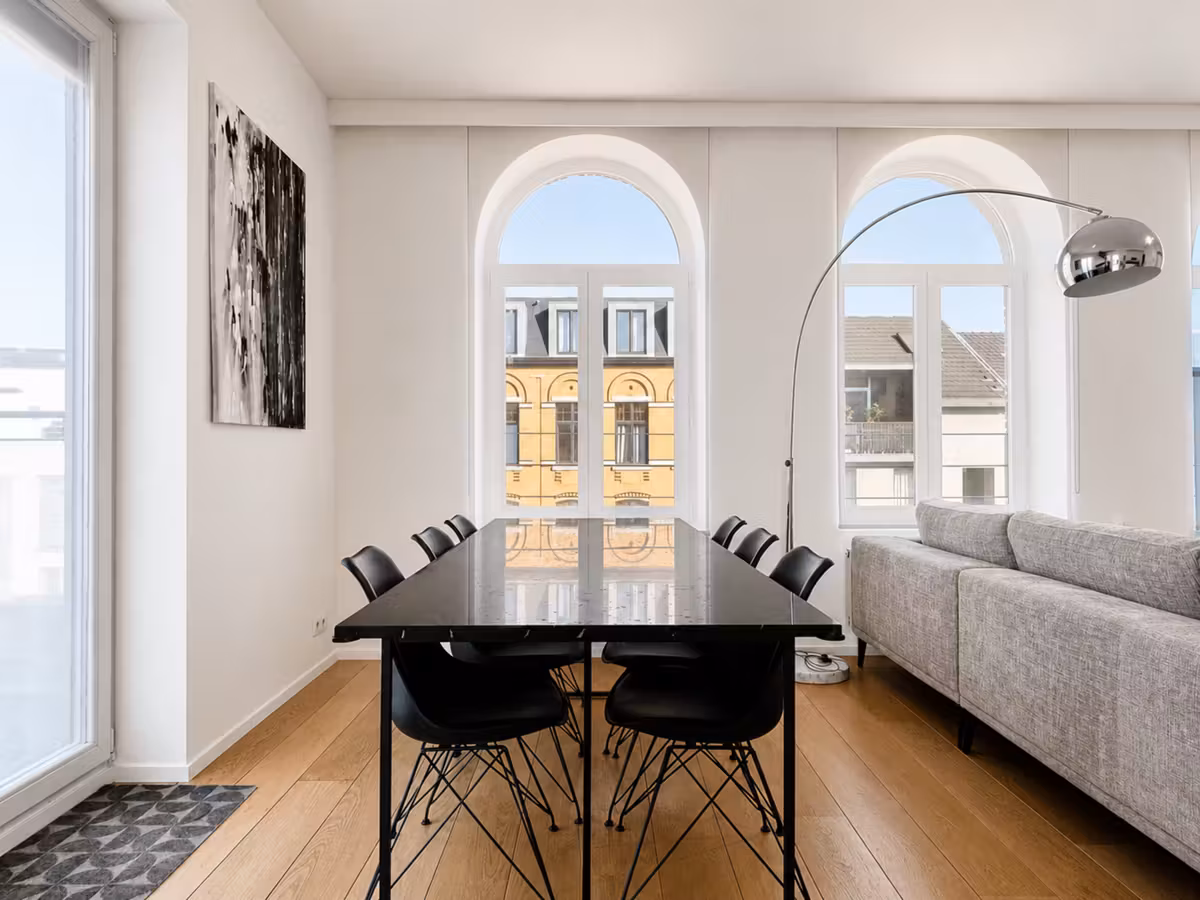 Gemeubelde duplexpenthouse met 3 slaapkamers en 2 terrassen
