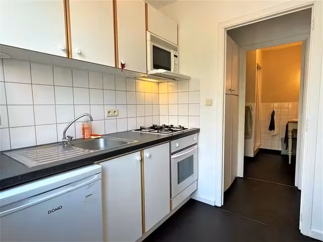 Studio lumineux à proximité du Châtelain - 15