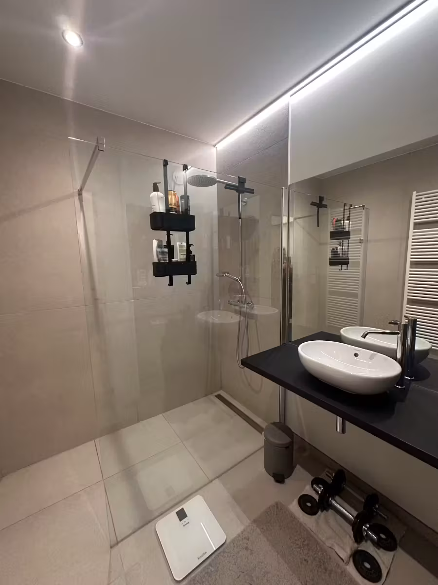 Modern appartement met staanplaats in parktuin - 13