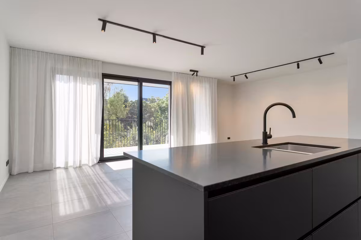 Top afgewerkt en ruim appartement in Antwerpen - 2