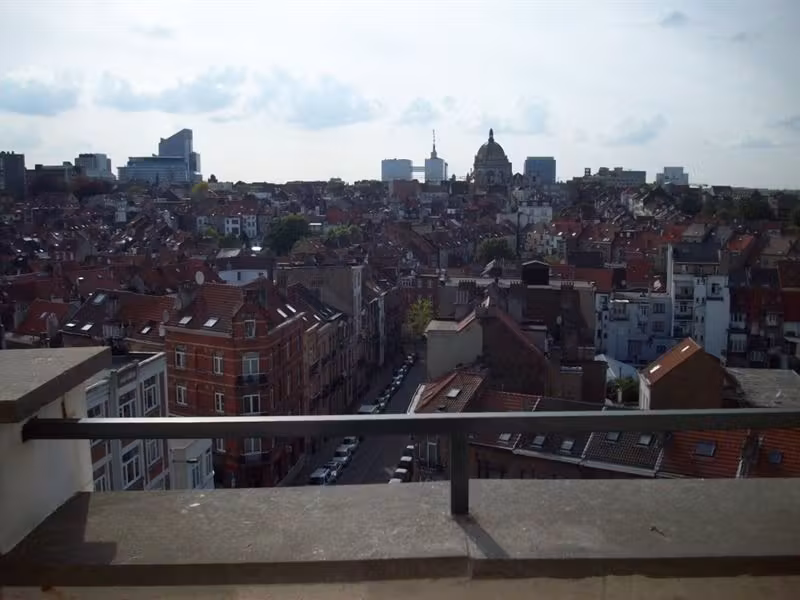 Josaphat Park! Very nice unfurnished 2 bedroom apartment for rent - 8
