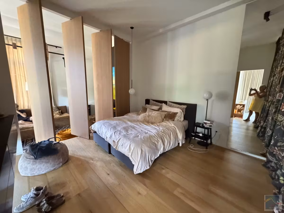 RUIM LOFT TE HUUR, VETERINAIERSSTRAAT, ANDERLECHT - GENIET VAN EEN UNIEKE WOONRUIMTE IN EEN GEZELLIGE OMGEVING. - 4