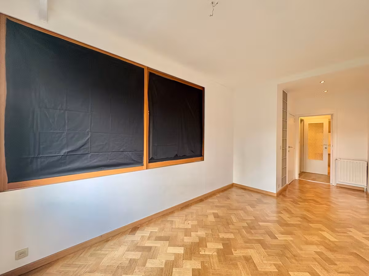 Licht Appartement Met Uitzicht Op Forest Park - 8