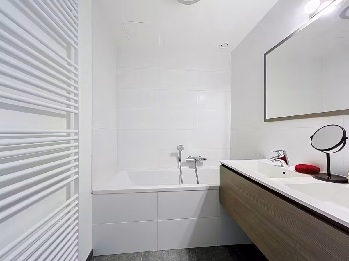 Two-bedroom apartment in Ixelles - 6