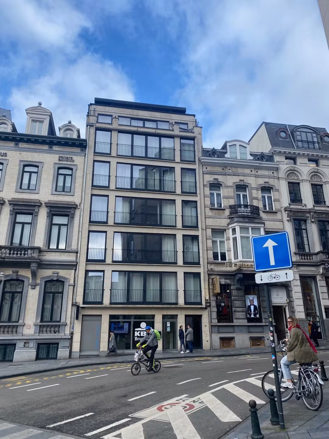 Gemeubileerd appartement met twee slaapkamers aan Place... - 8
