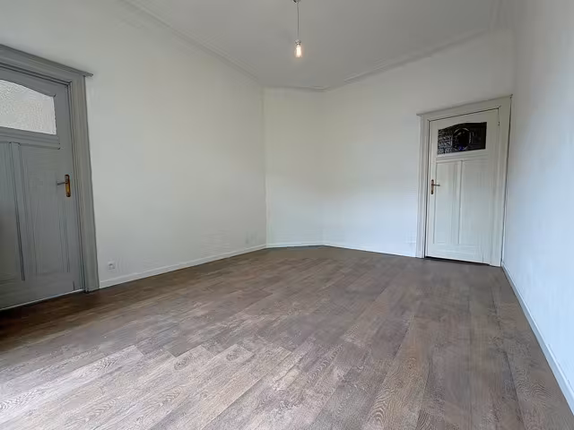 Superbe appartement rénové face au Parc Elisabeth - 4
