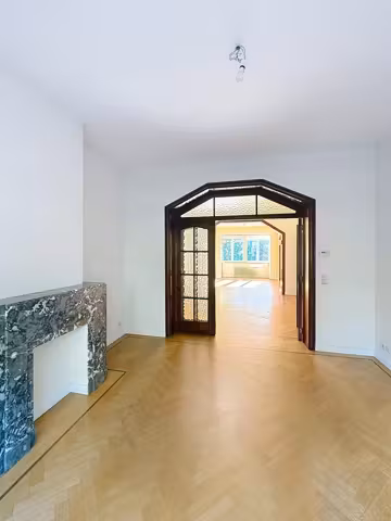 BUITENGEWOON PAND - TE HUUR - 1180 UKKEL - € 3.000 - 7