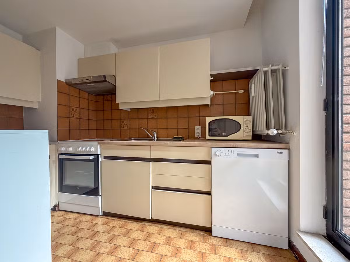 Gemeubileerd appartement van 75 m² met balkons - 11