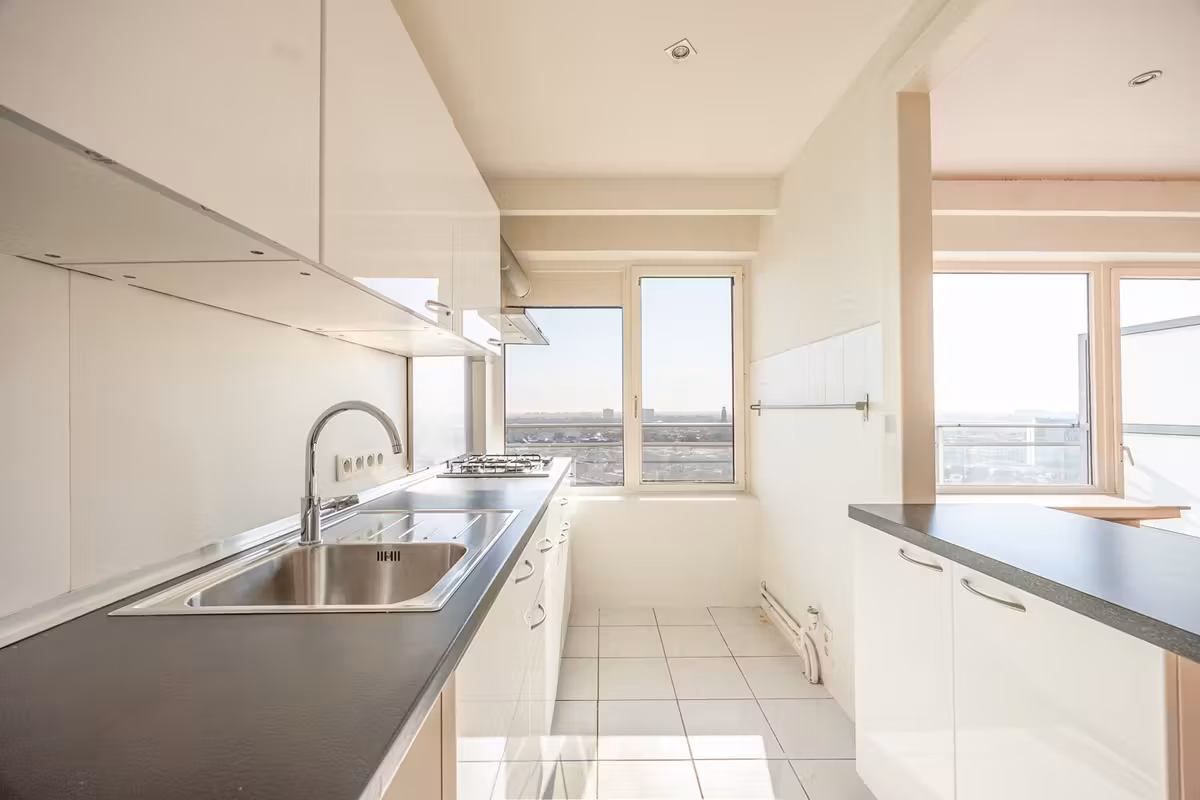 Lichtrijk appartement met panoramisch uitzicht op 't Zuid - 9