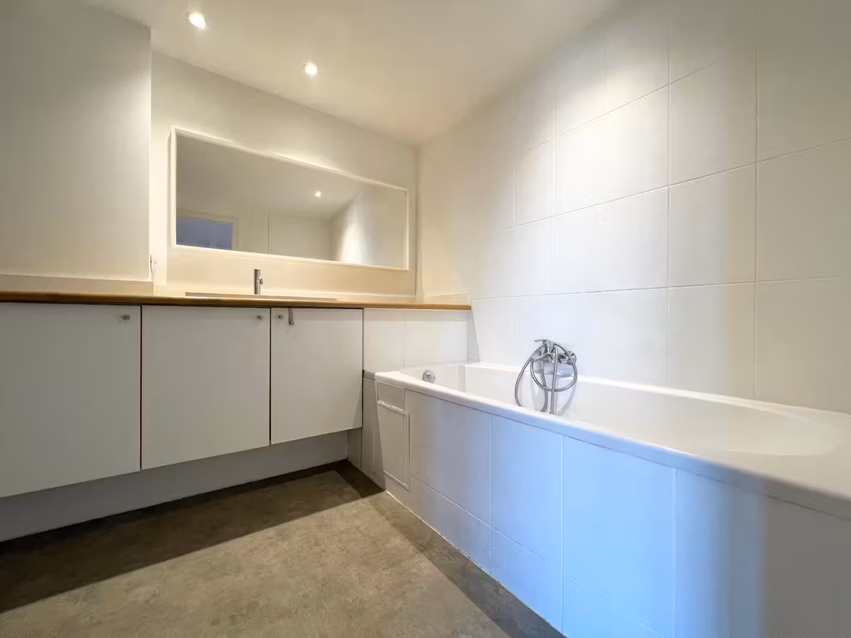 Ruim duplex appartement nabij Parvis Saint-Gilles - 4