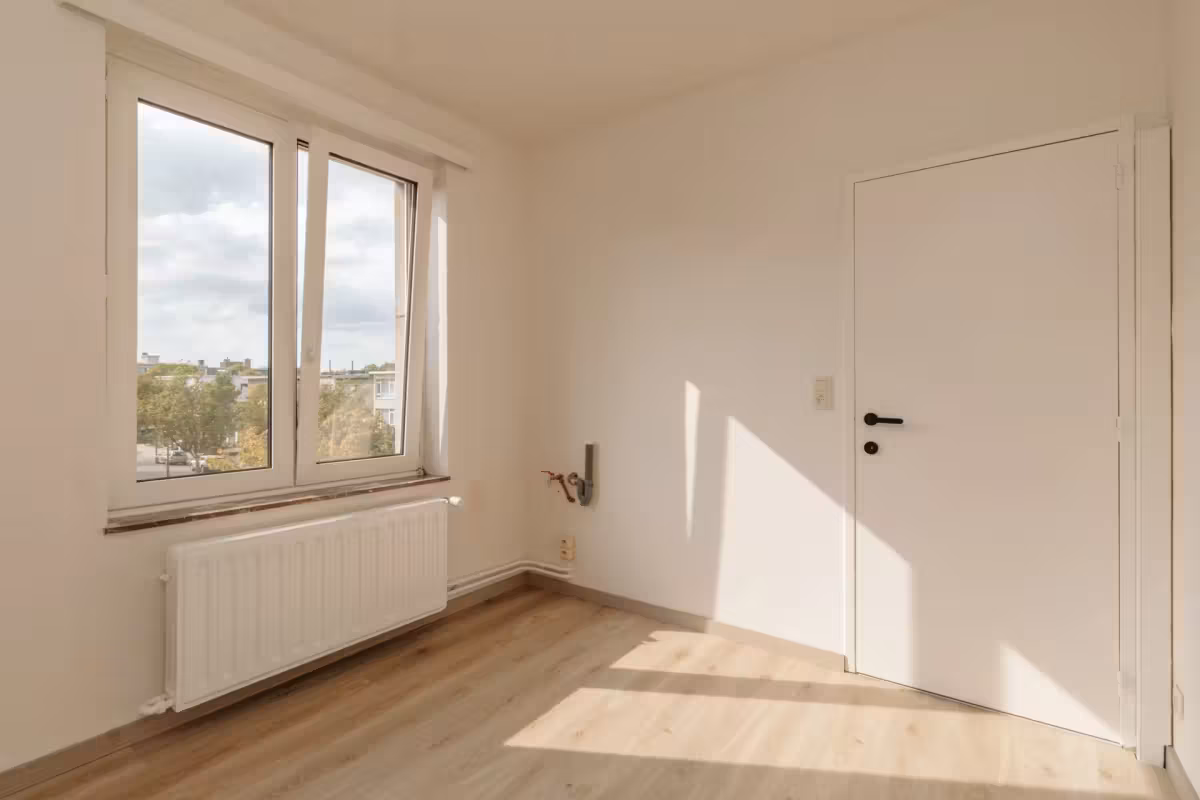 Appartement lumineux de 2 chambres avec box de garage - 4