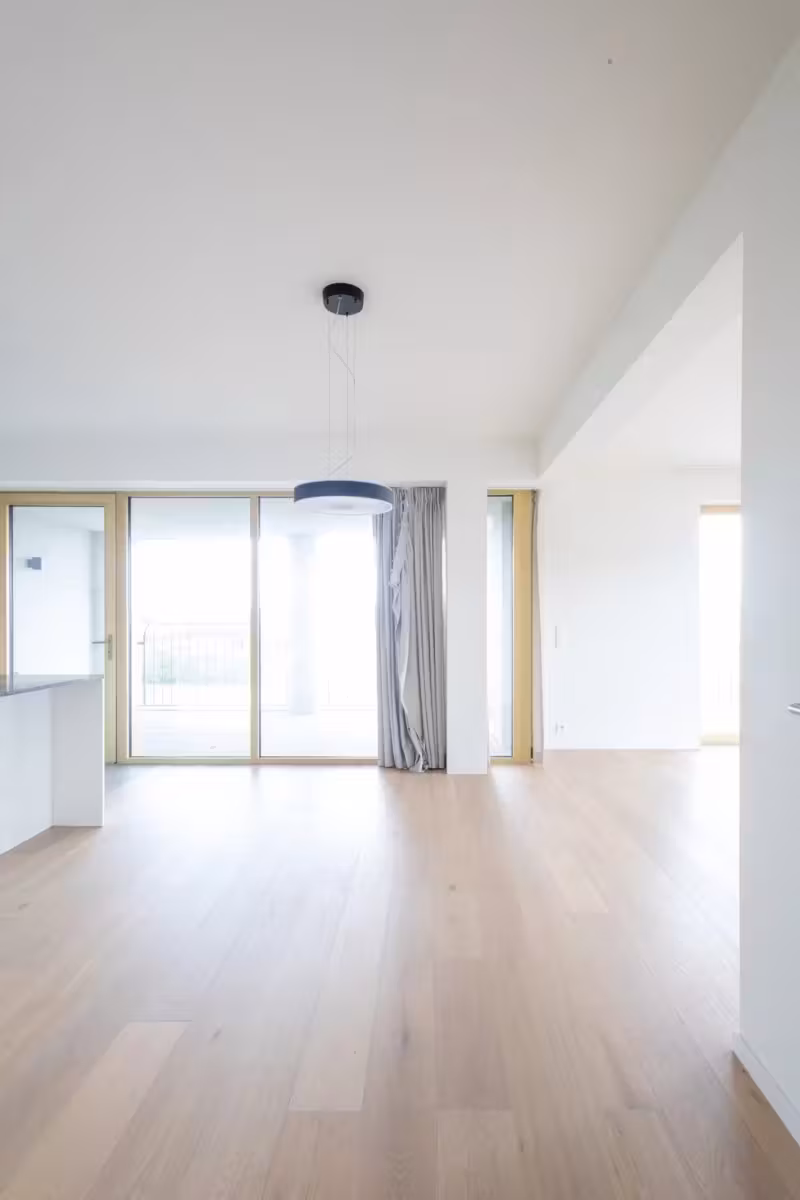 3-bedroom apartment with terrace in Tour & Taxi - 8