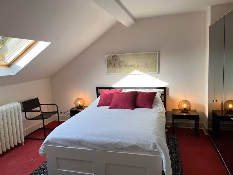 Montgomery! Beautiful furnished apartment - 1 bedroom - 11
