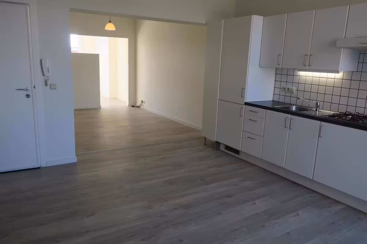 Spacious studio with terrace and green view in Wilrijk - 3