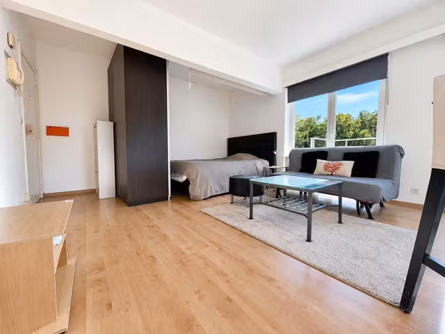 Studio meublé lumineux avec terrasse à Uccle - 4