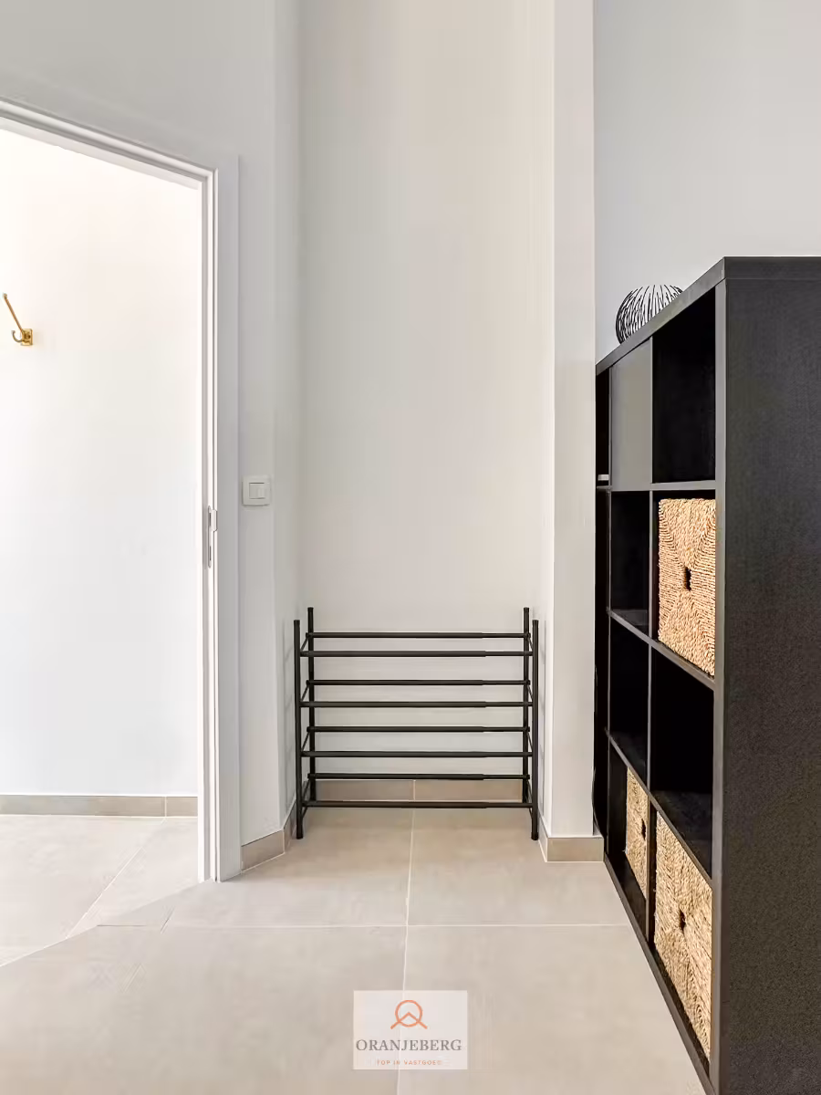 Gemeubelde en gerenoveerde rijwoning nabij centrum Ledeberg - 3