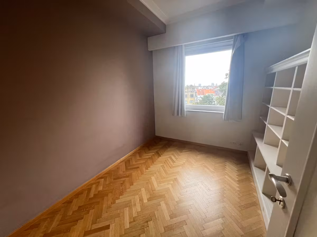 Ruim appartement met 3 slaapkamers in Ukkel - 12