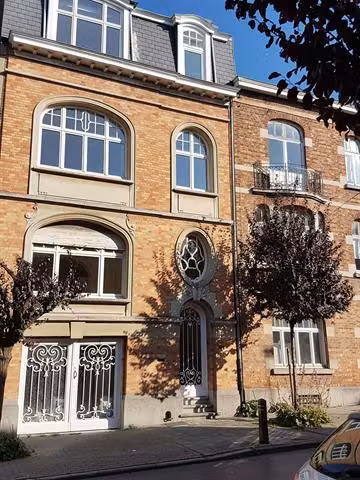 Superbe maison de Maître rénovée à Ixelles - 2