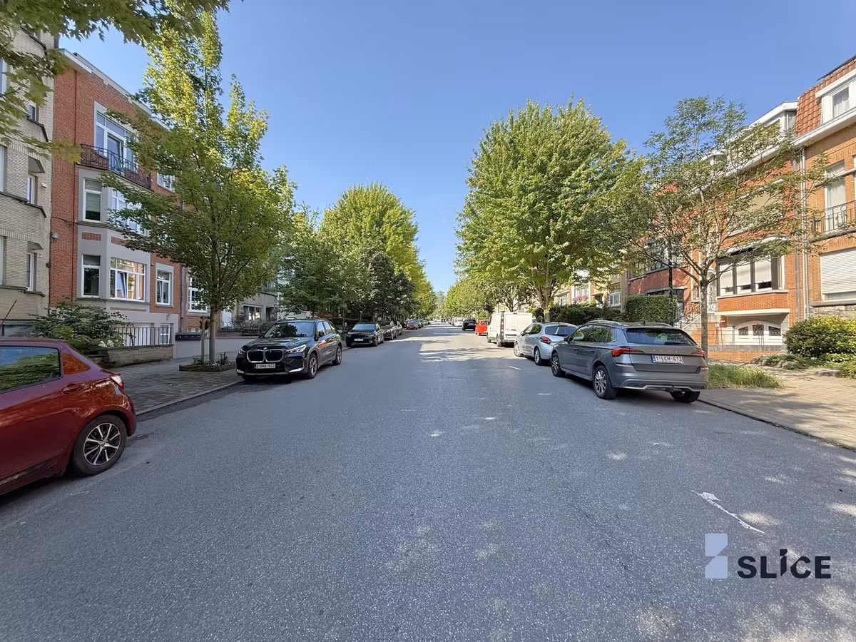 Renovated 2-bedroom apartment in Woluwe-Saint-Lambert - 15