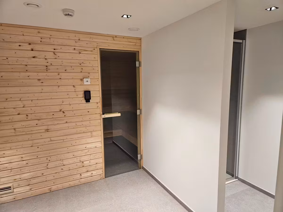 High-end new apartment with terrace and parking - 12