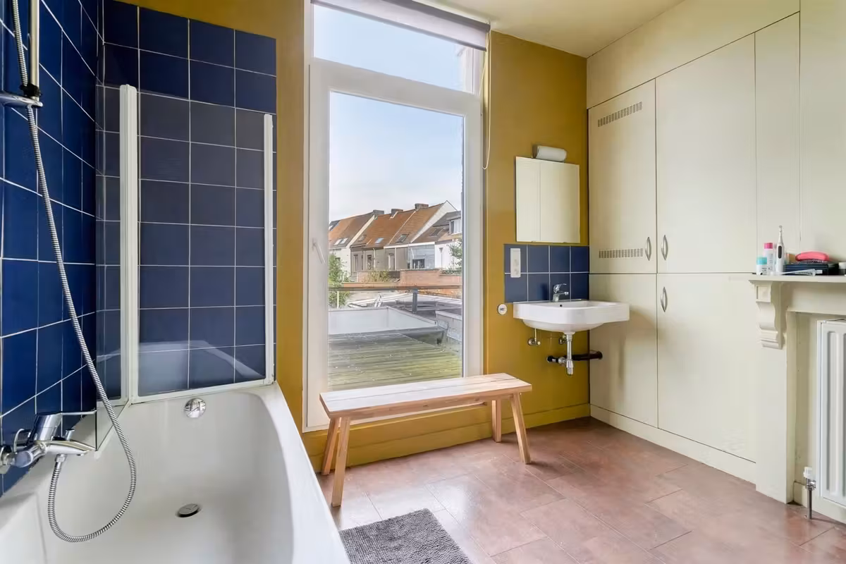 Stadswoning met terras en ruime koer - 5