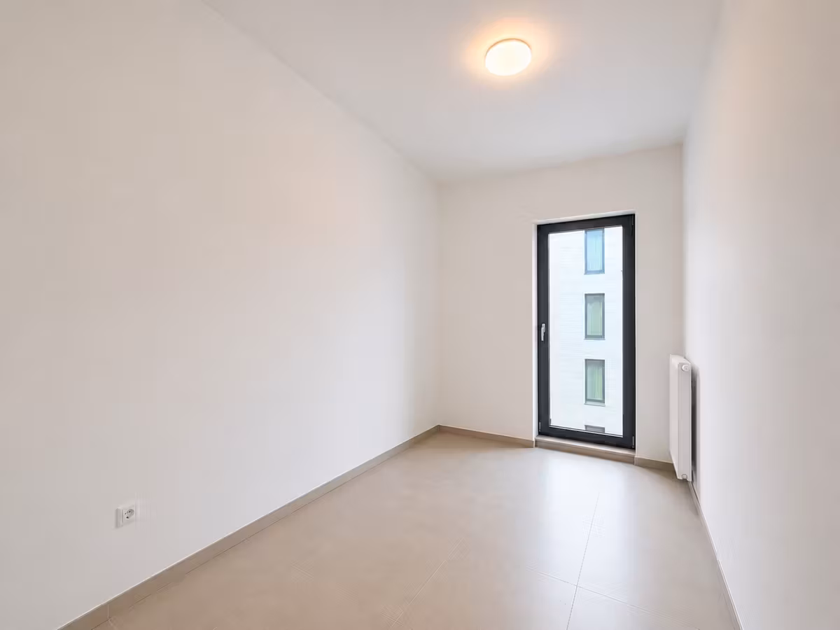 Mooi 2-slaapkamerappartement met groot terras in Evere - 11