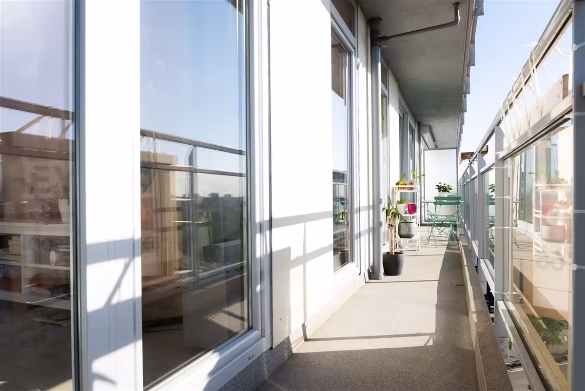 Spacious 2-bedroom apartment with terrace - 17