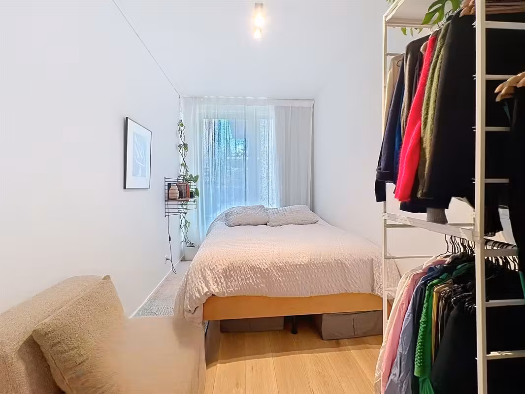 Apartment in Brussels with canal view - 9