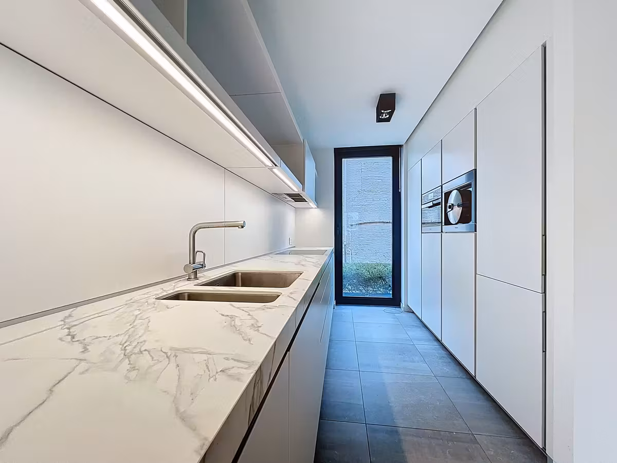 Exclusive 2-room apartment by the water in Ghent - 11