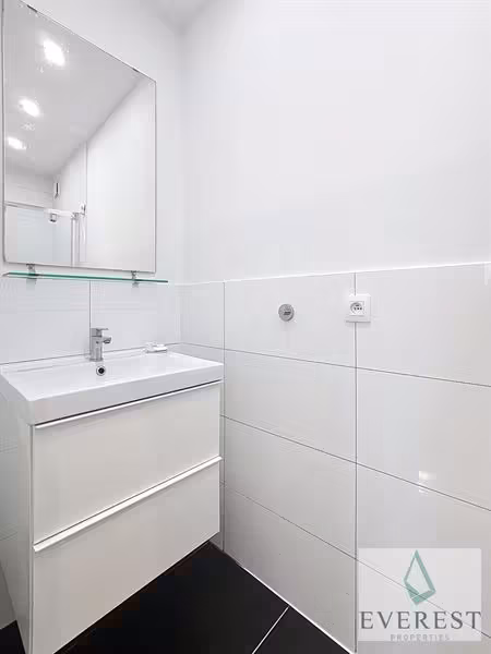 Place Flagey! Beautiful 2-bedroom furnished apartment - 14