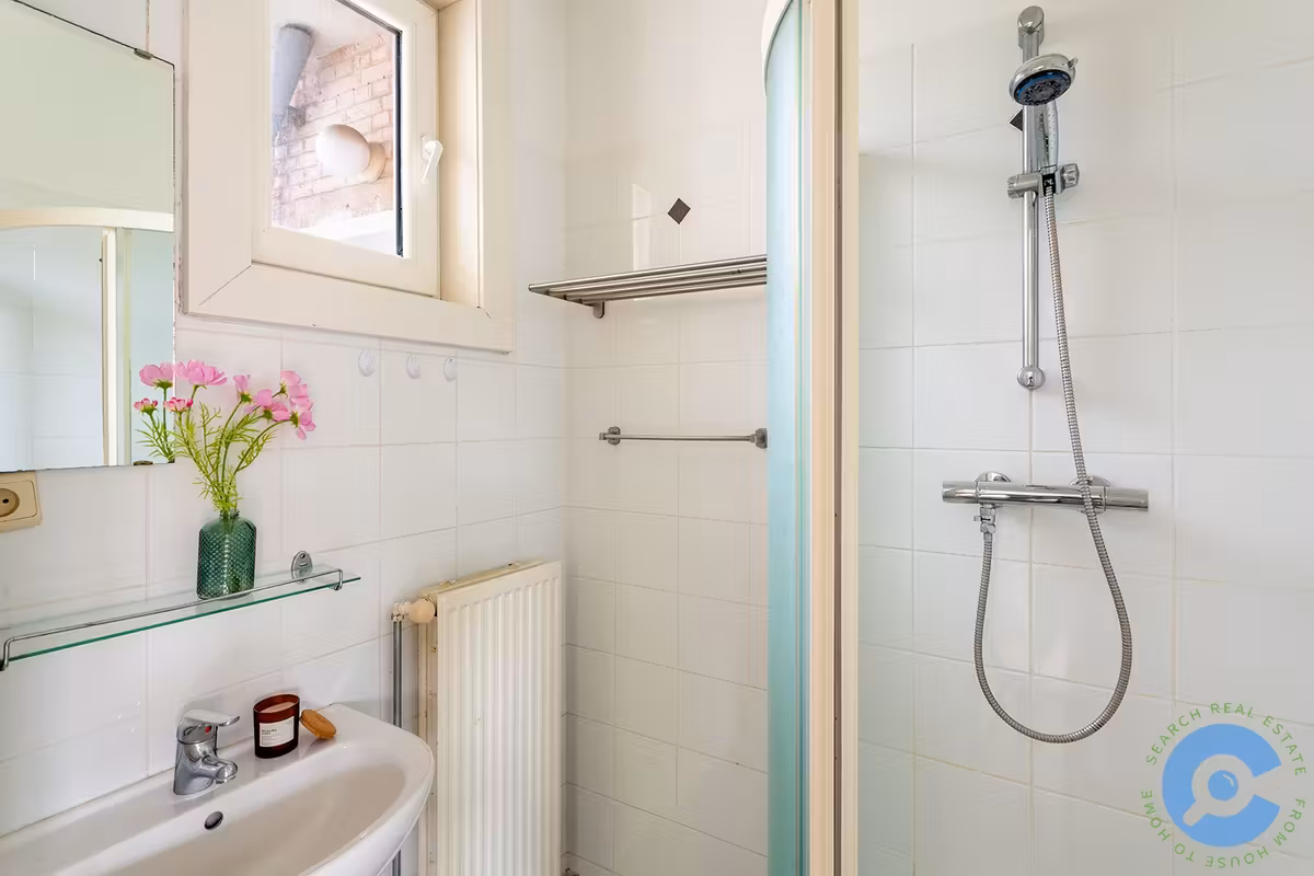 Lichtrijk hoekappartement met 2 slaapkamers in Wilrijk - 12