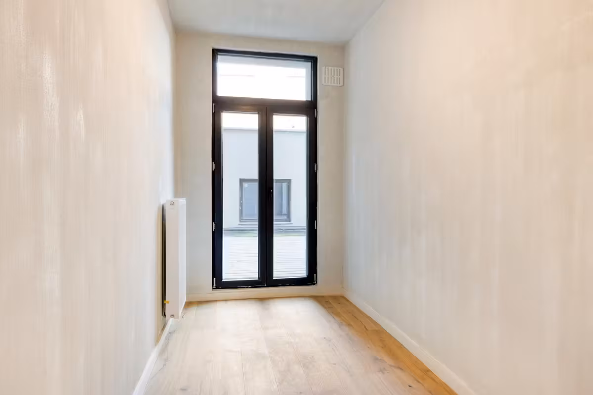 Renovated apartment with 2 bedrooms and spacious terrace - 11