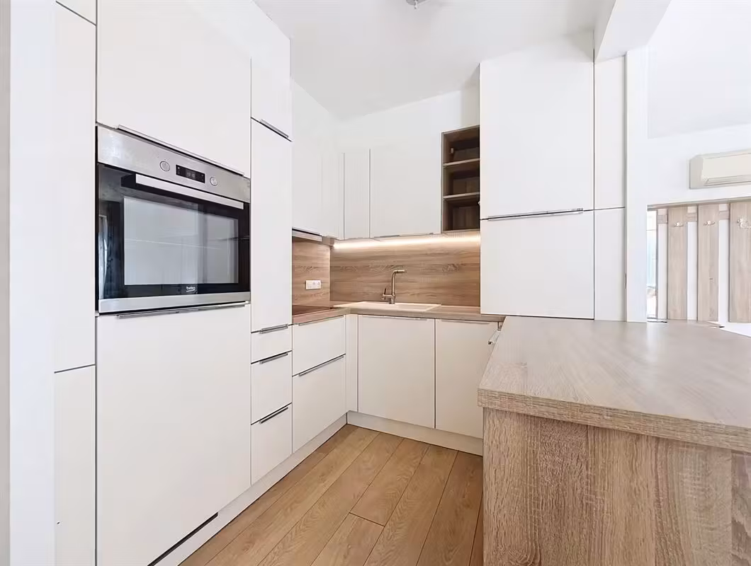 Bright apartment with 3 bedrooms and terrace - 3