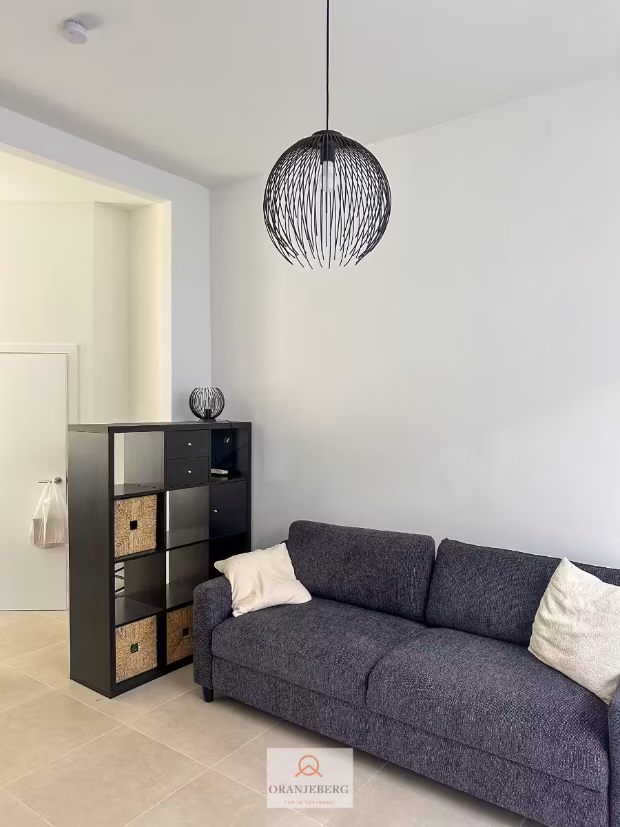 Gemeubelde en gerenoveerde rijwoning nabij centrum Ledeberg - 7