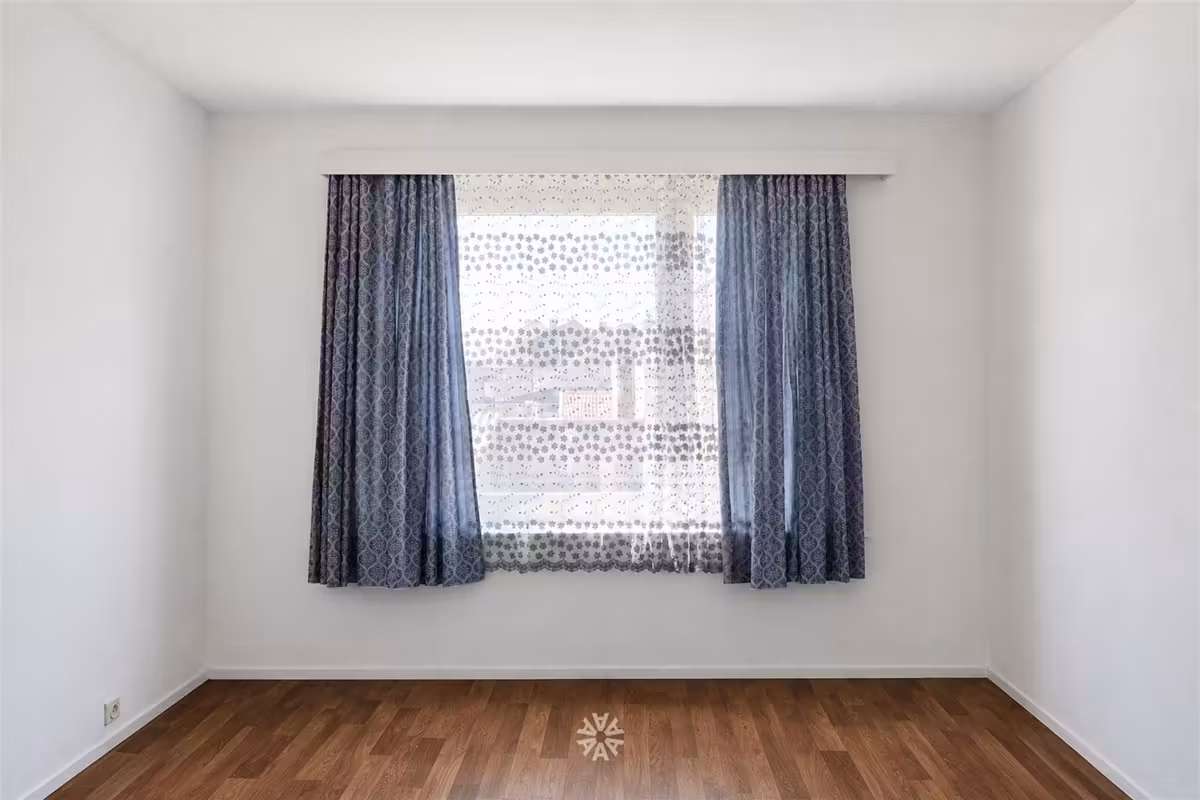 Leuk twee slaapkamer appartement met garage te huur in Wondelgem - 4