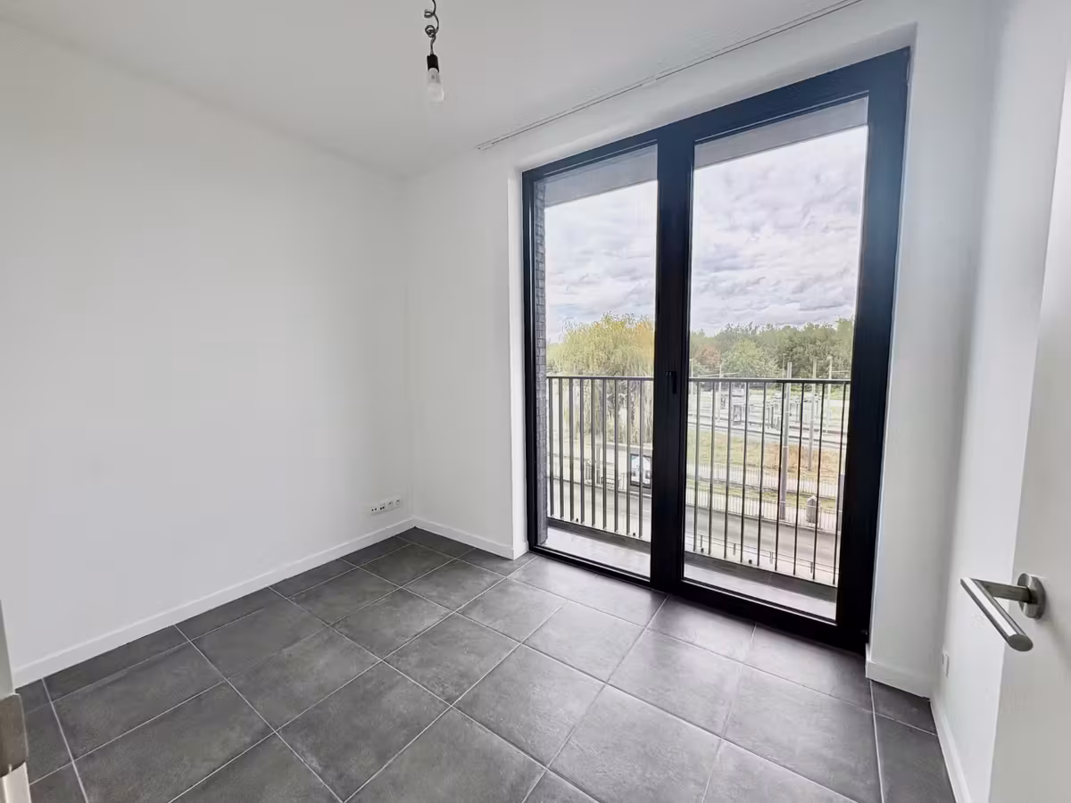 Two-bedroom apartment with parking space - 9