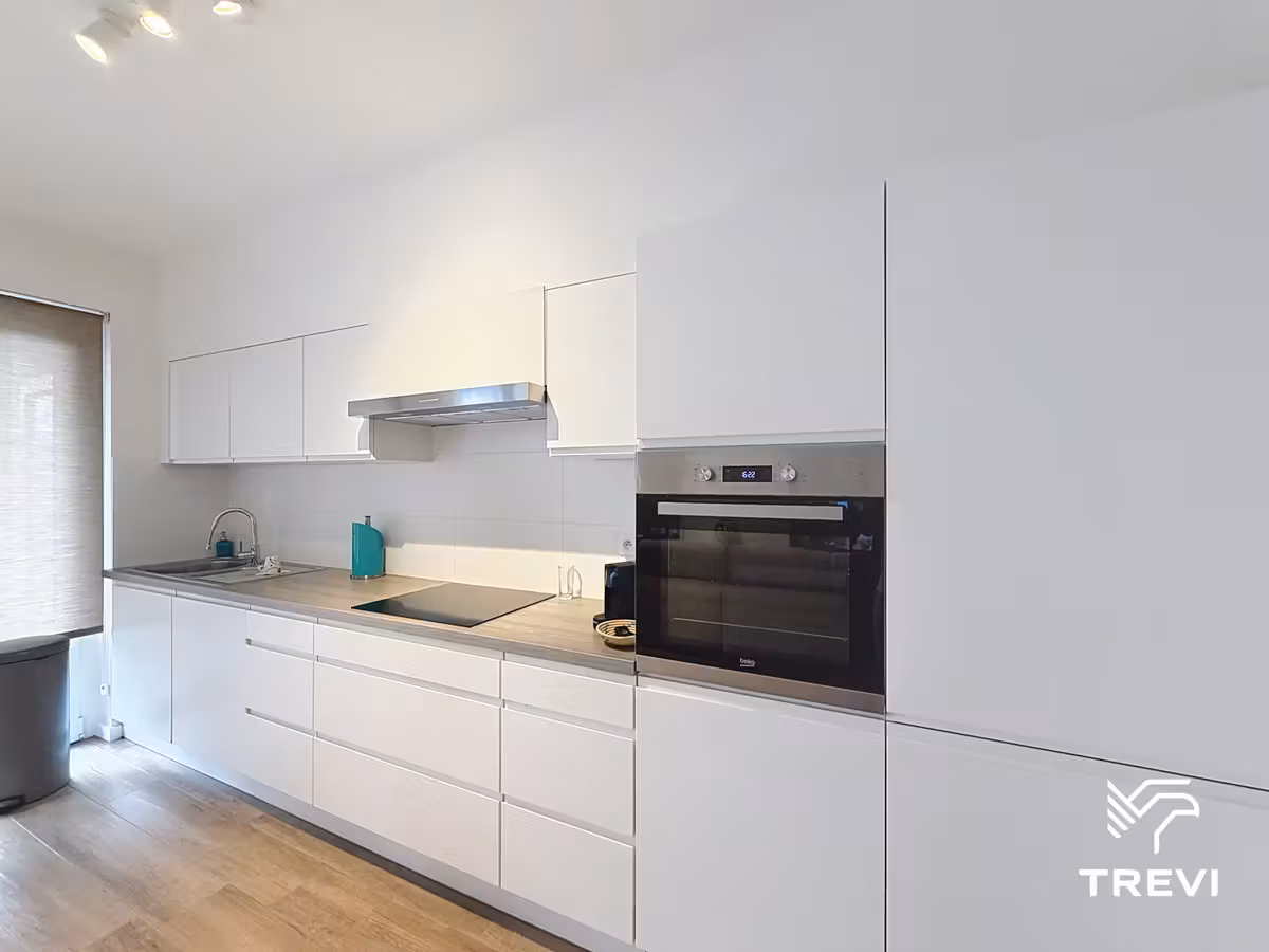 Two-bedroom apartment with terrace and garden - 8