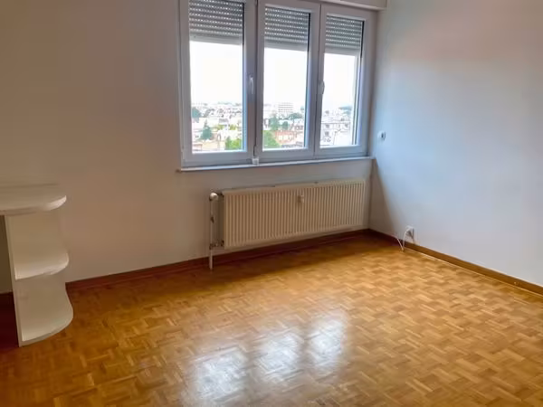 Appartement 2 chambres au dernier étage avec vue imprenable - 13