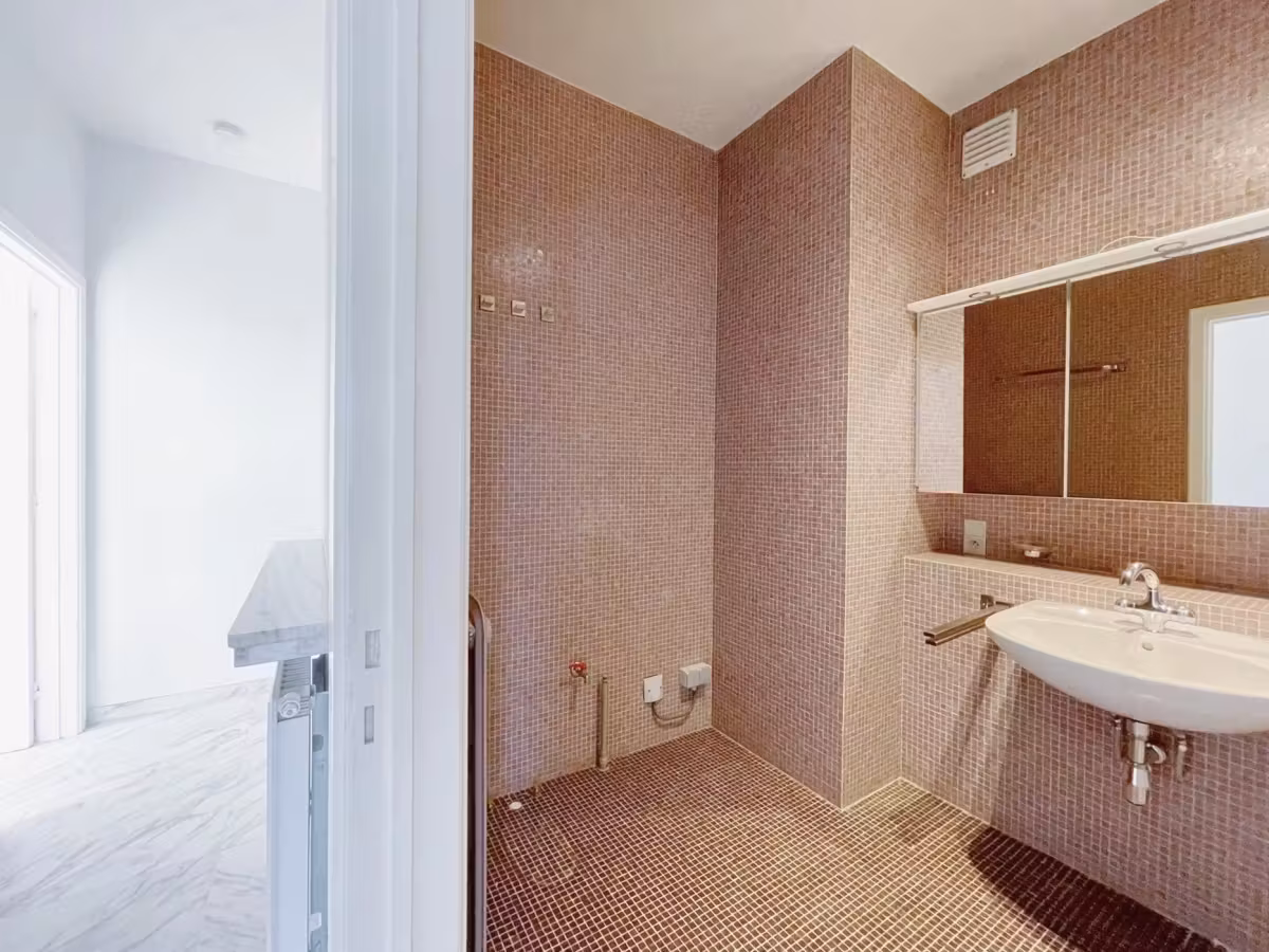 Zeer ruim appartement op een steenworp van het Valaarpark - 6