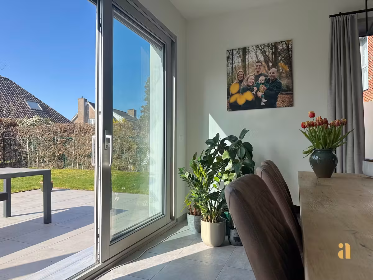 Energiezuinige en lichtrijke gezinswoning met zonnige tuin - 11