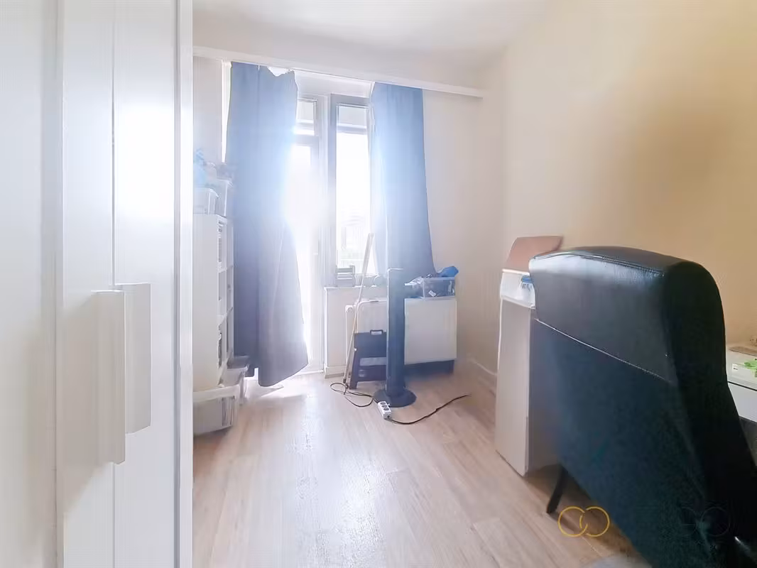 Two-bedroom apartment with balconies - 9