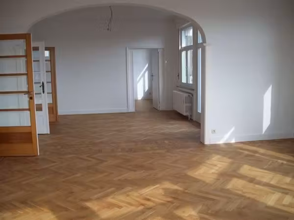 Josaphat Park! Very nice unfurnished 2 bedroom apartment for rent - 2