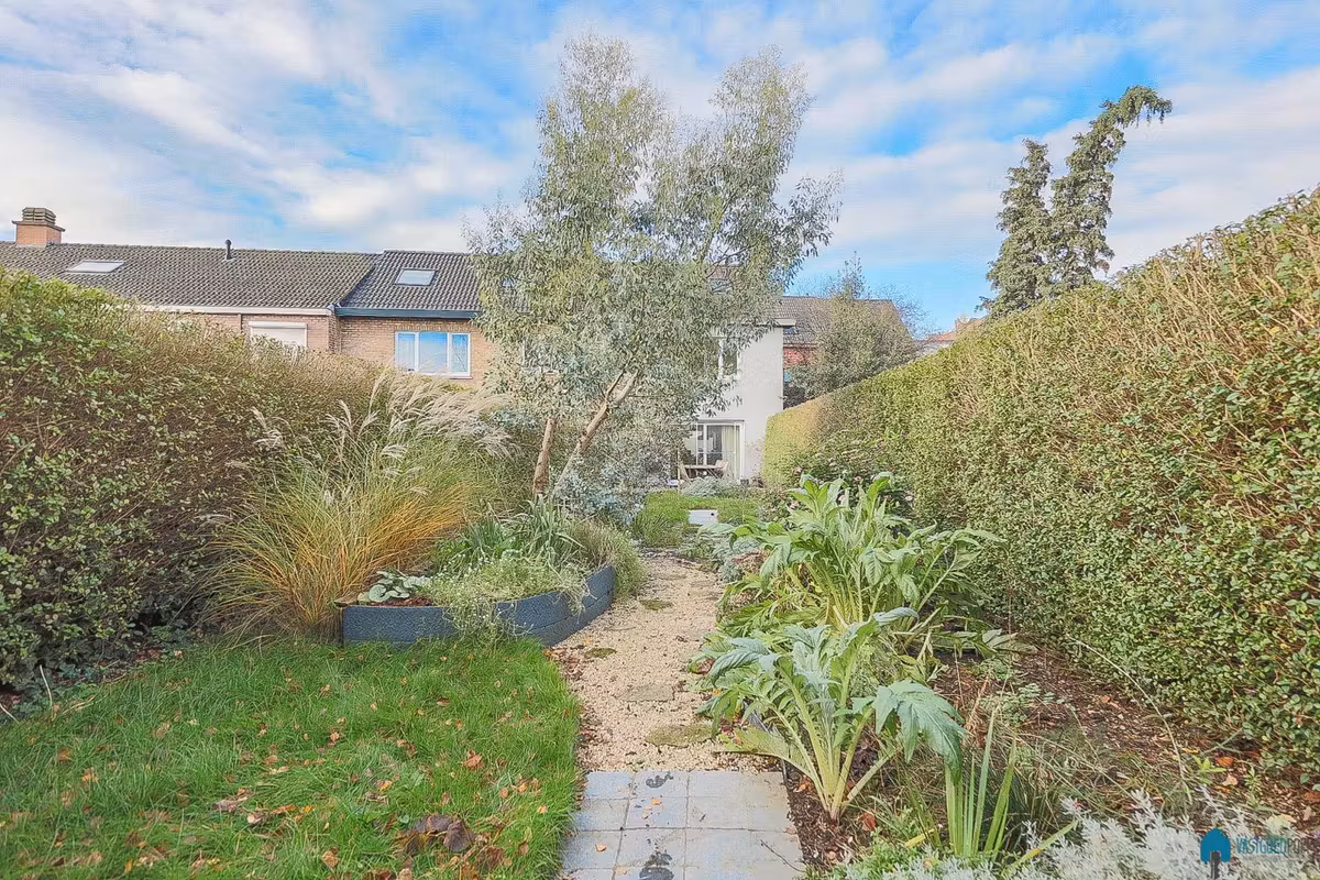 Charmant gerenoveerde woning met ruime tuin - 11
