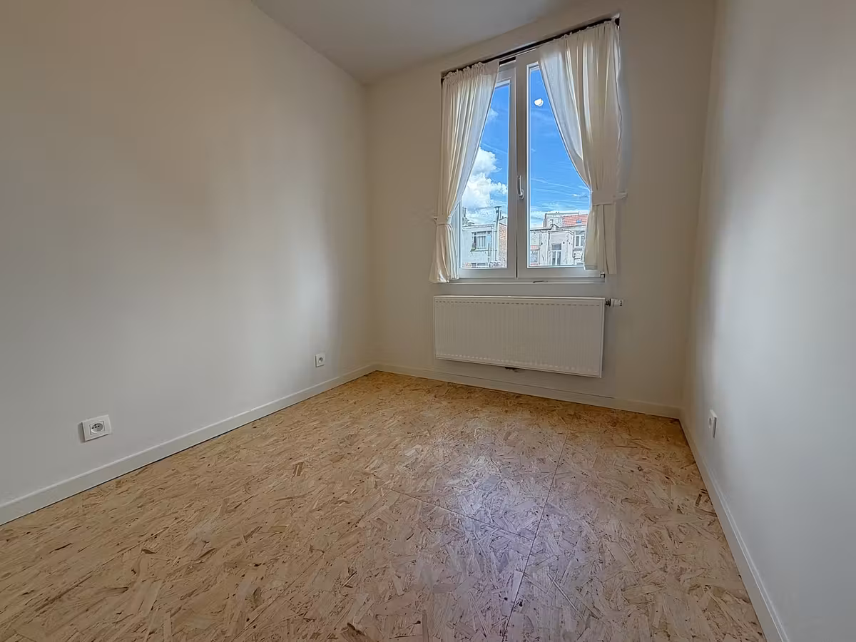 Bright triplex with terrace - 9